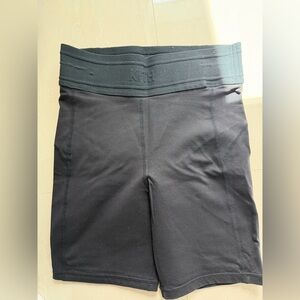 Kith Black biker shorts size small